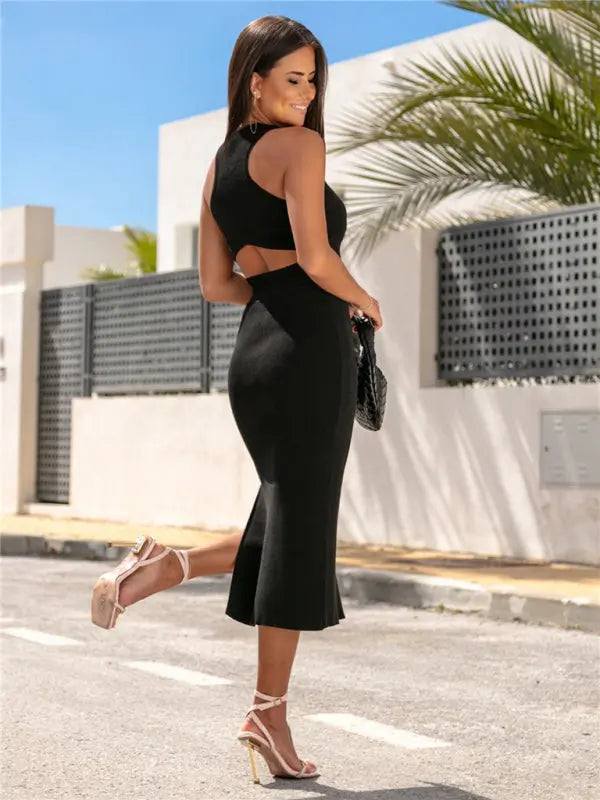 Ensemble deux pièces : débardeur ajusté en tricot et jupe courte fendue 